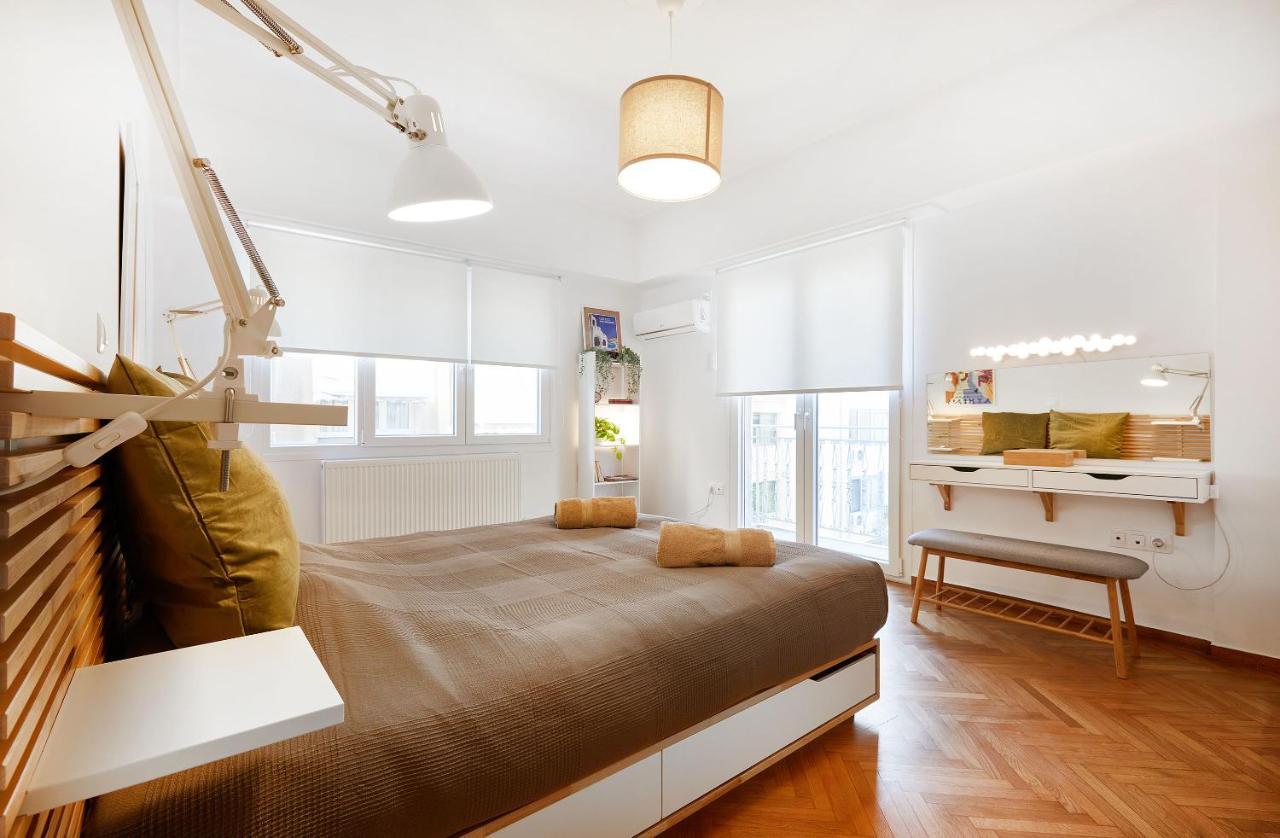 Chloe Boutique Apartments Nikis Ateny Zewnętrze zdjęcie
