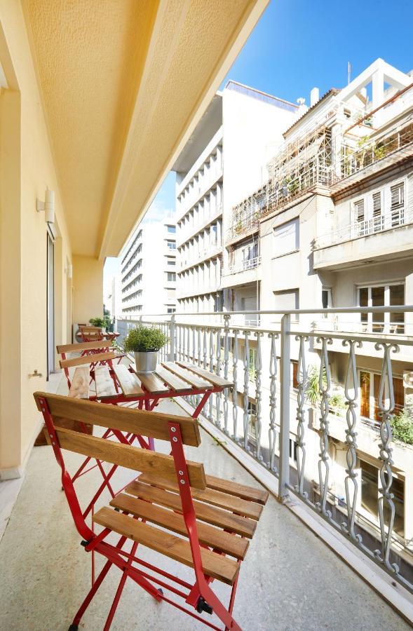 Chloe Boutique Apartments Nikis Ateny Zewnętrze zdjęcie